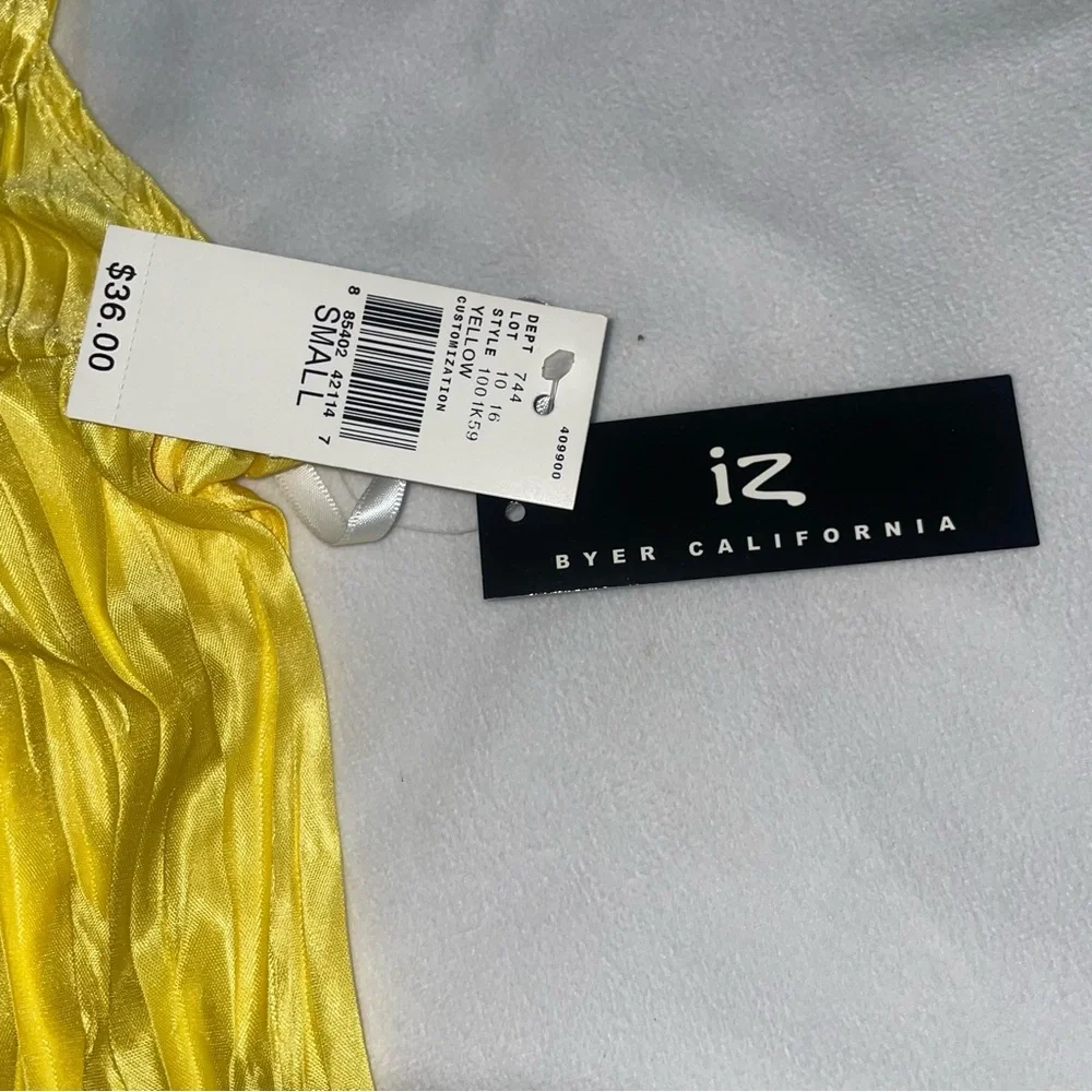 NWT Women’s Byer California Yellow Ruched Cut Out Tank Top Size Small - Picture 5 of 9